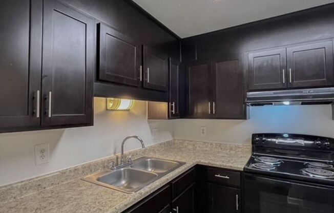 2 beds, 1 bath, 800 sqft, $1,115, Unit L2