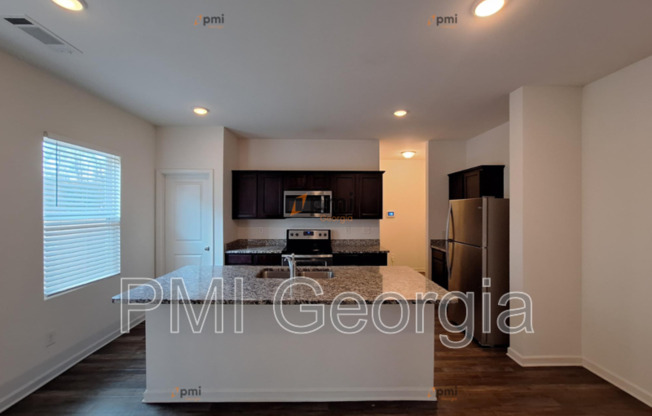 1081 COLDWATER DR