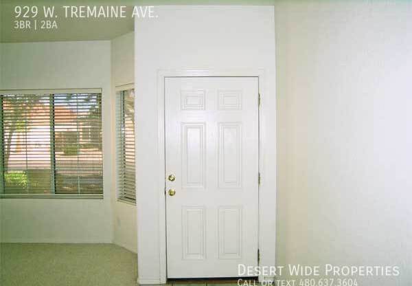 929 W TREMAINE AVE