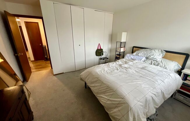 1 bed, 1 bath, $1,095, Unit 210