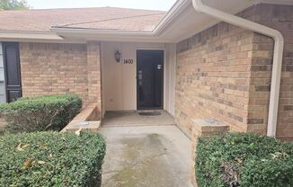 3 beds, 2 baths, $1,995