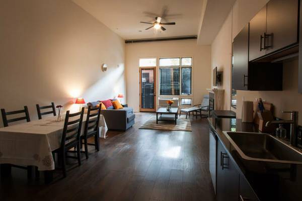 Studio, 1 bath, 418 sqft, $1,199, Unit 101