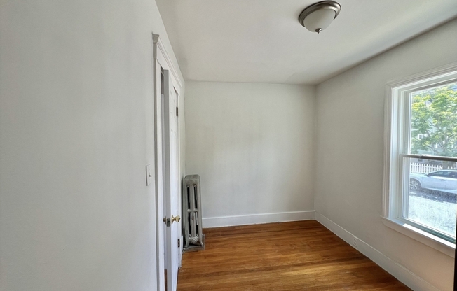 2 beds, 1 bath, 1,026 sqft, $2,850, Unit 86