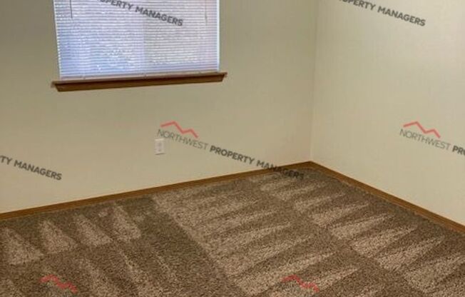 3 beds, 2.5 baths, 1,250 sqft, $1,800, Unit #50