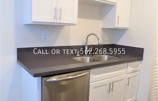 2636 E 4 ST