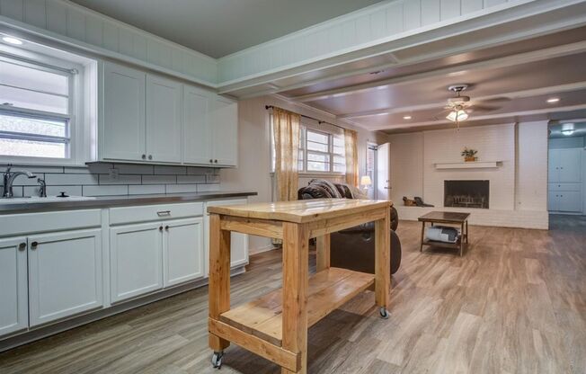 A Great Farmhouse Chic 3/2/2 near Texas Tech available for an AUGUST MOVE IN