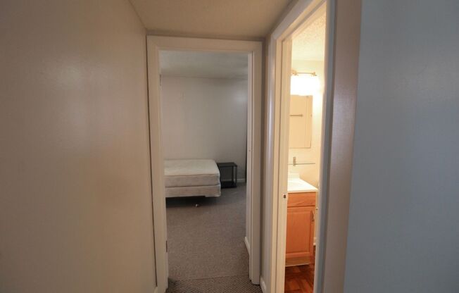 2 beds, 2 baths, $750