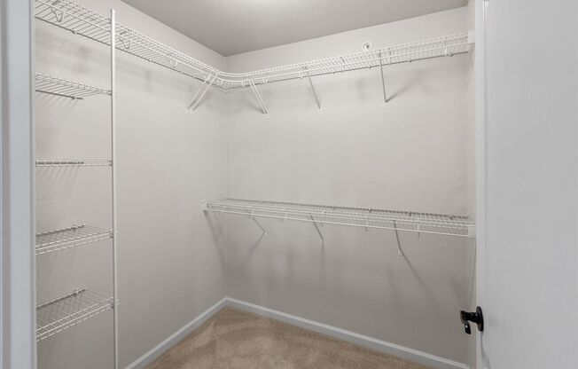 2 beds, 2 baths, 1,300 sqft, $1,855, Unit 811