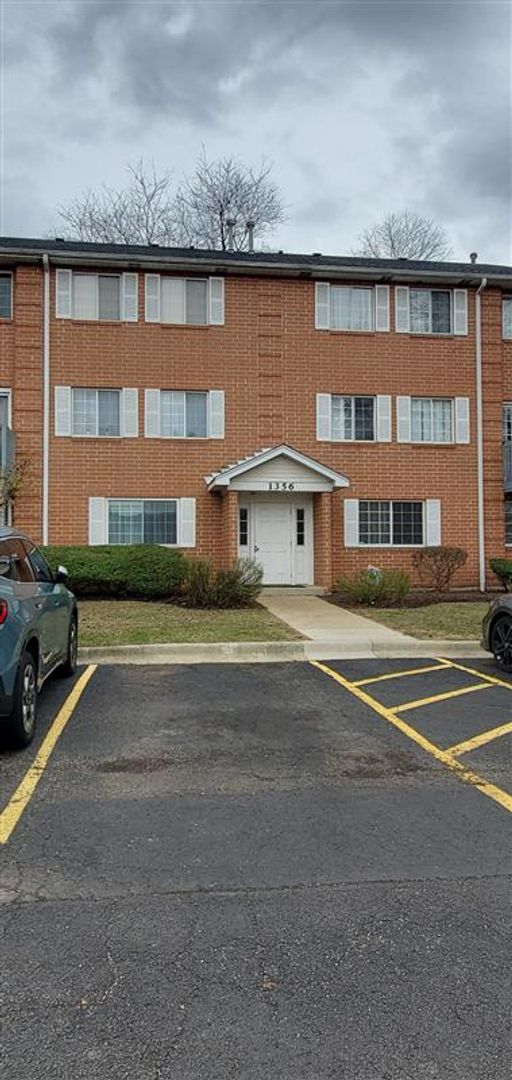 Two Bedroom Condo in Wheaton