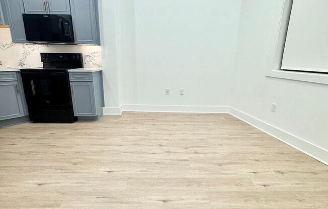 1 bed, 1 bath, 527 sqft, $1,295, Unit 504