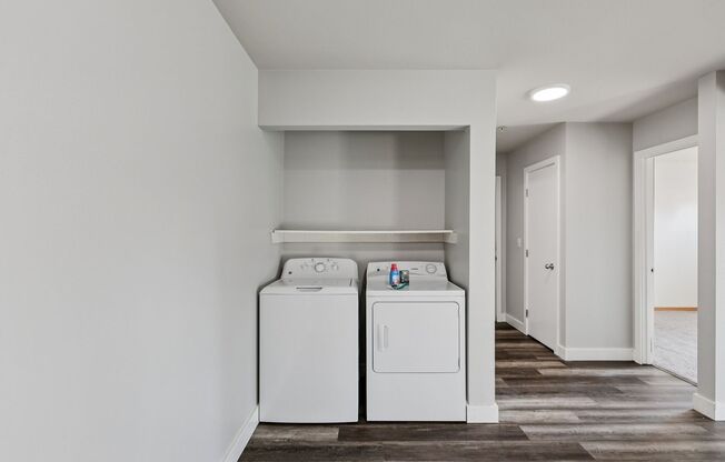 2 beds, 2 baths, 951 sqft, $1,795, Unit 901-2F