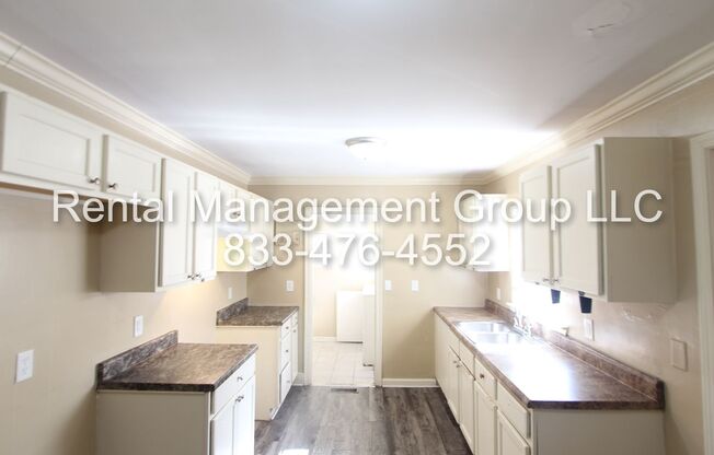 3 Bedroom 2 Full Bath - Remodeled and Ready!!