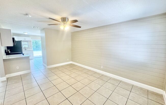 PIKUS (3230-3270 Thomasson Dr)