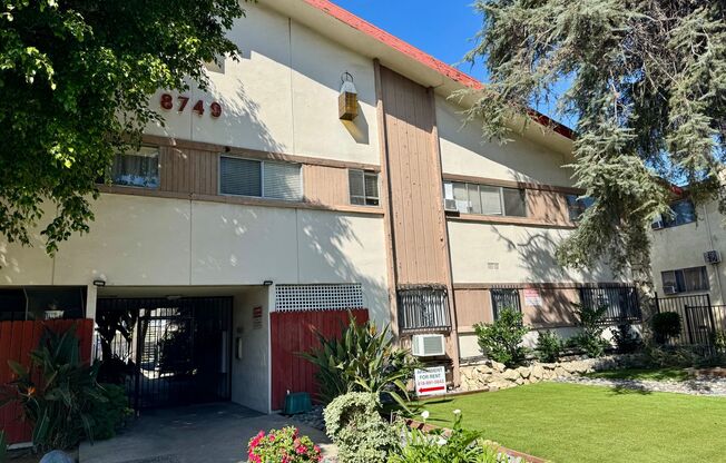686   Tobias Apartments