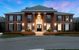 Welcome to Weston Point Apartments