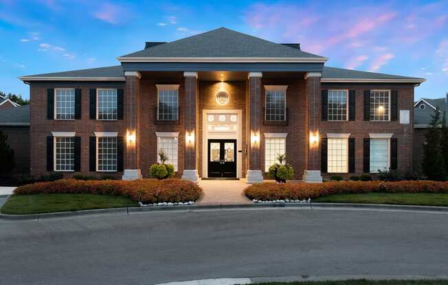 Welcome to Weston Point Apartments