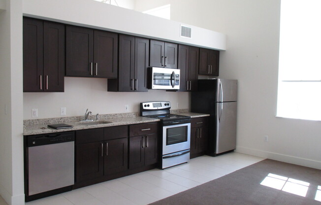 1 bed, 1 bath, 553 sqft, $1,150, Unit 104