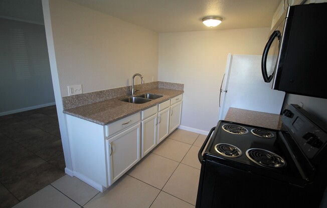 1 bed, 1 bath, 567 sqft, $1,045, Unit 1