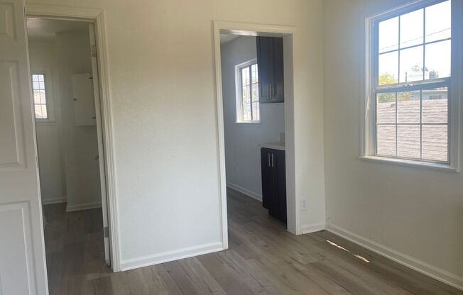 Studio, 1 bath, 276 sqft, $1,300, Unit 2117