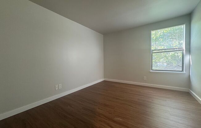 2 beds, 2 baths, 900 sqft, $2,895, Unit 302