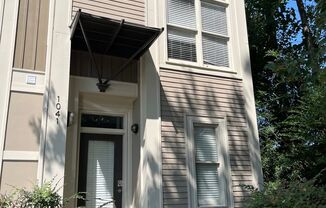 Awesome 2 Story End Unit Townhome in Dilworth