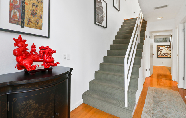 821 Bay St. Unit C4