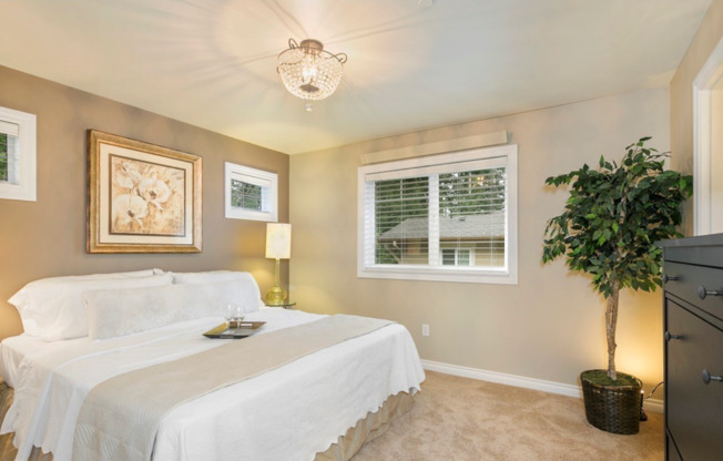 2 beds, 2 baths, $2,375, Unit # 302