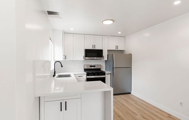 228-230 Elm Ave