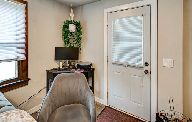 205 S Fair Oaks Ave Unit 1