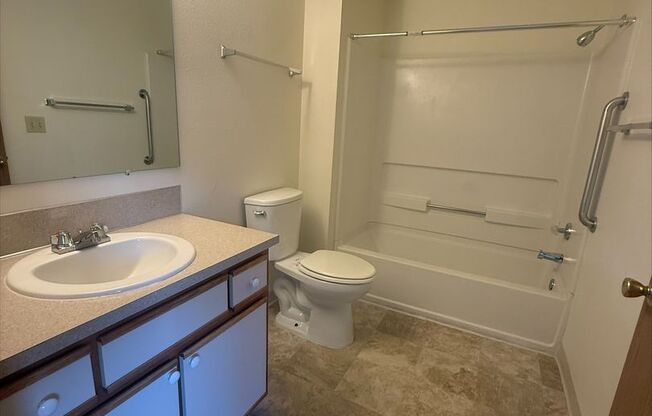 1 bed, 1 bath, 725 sqft, $1,125, Unit 3679C