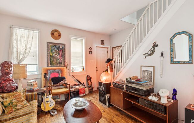 East Kensington | 3 bed/1.5 bath