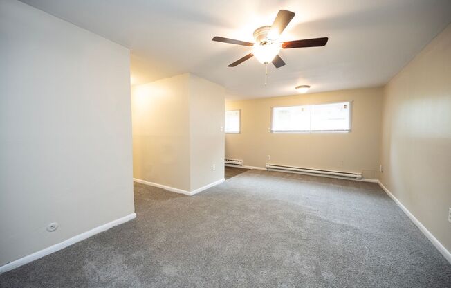 2 beds, 1 bath, 680 sqft, $1,375, Unit 113-010