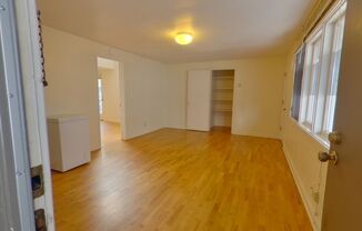 1 bed, 1 bath, $1,200, Unit 1828 Onyx Alley