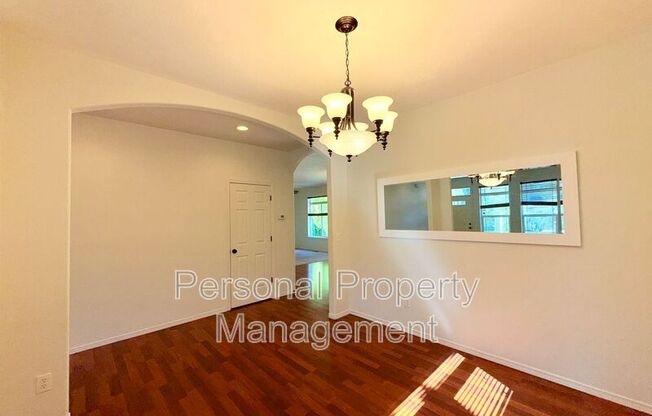 3312 S. 2nd Way