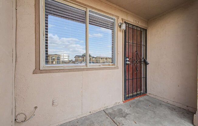2 beds, 1 bath, 500 sqft, $925, Unit 102