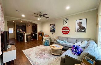 2 beds, 2.5 baths, $1,650