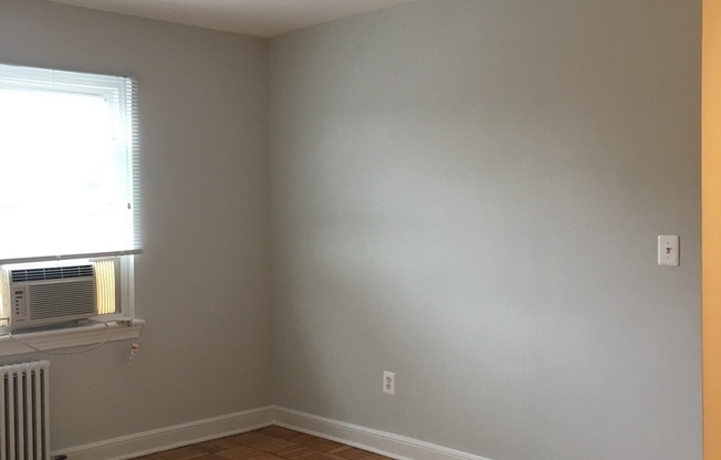 1 bed, 1 bath, 700 sqft, $1,750, Unit 203