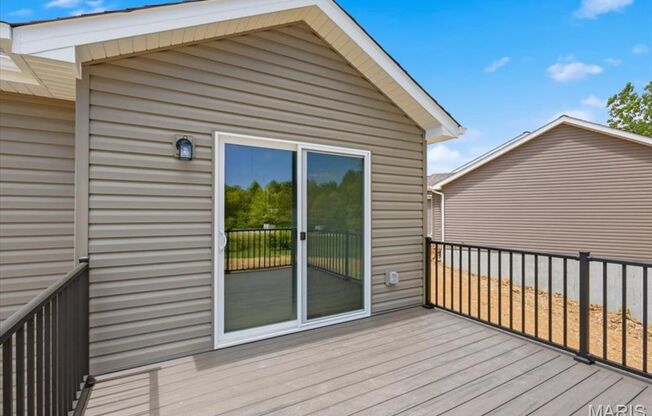 3 beds, 3 baths, 1,323 sqft, $2,400, Unit Rivers Edge Dr - 179