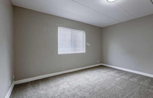 2 beds, 1 bath, 886 sqft, $1,095, Unit 1630 #06