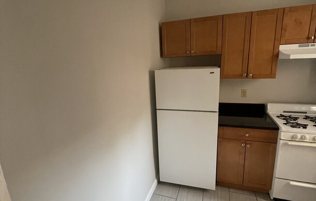 1 bed, 1 bath, $2,900, Unit 15