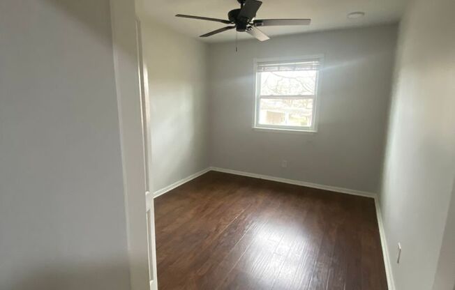 2 beds, 1 bath, 800 sqft, $925