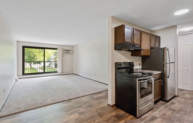 1 bed, 1 bath, 720 sqft, $1,275, Unit 218