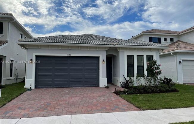 8450 NW 39TH CT #8450 CORAL SPRINGS, FL 33065