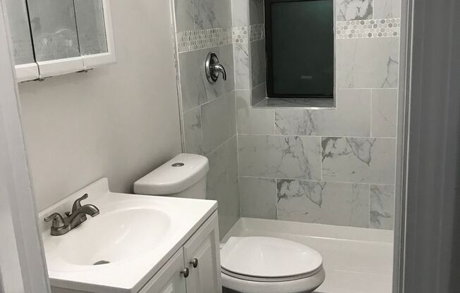 2842 W. 25th Place