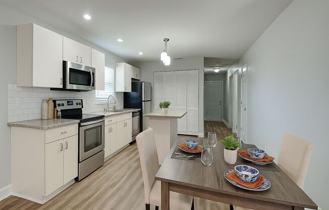 Beautiful 3 Beds 2 Baths Home in East Tampa!