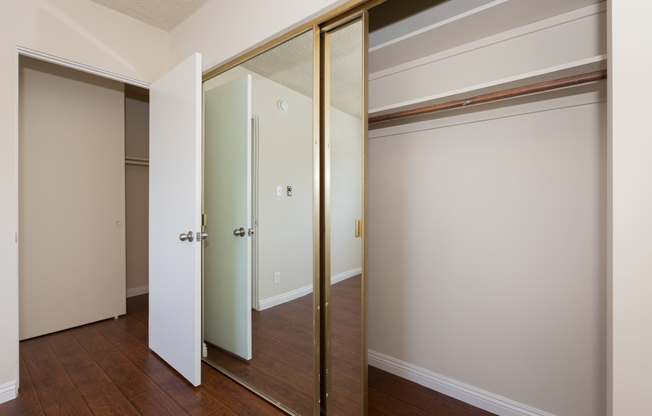 1 bed, 1 bath, 700 sqft, $1,845, Unit 39