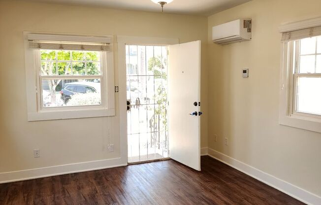 Coronado: Charming 1bd/1ba Village Cottage