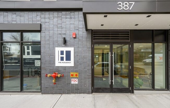 Studio, 1 bath, 450 sqft, $2,095, Unit 5C