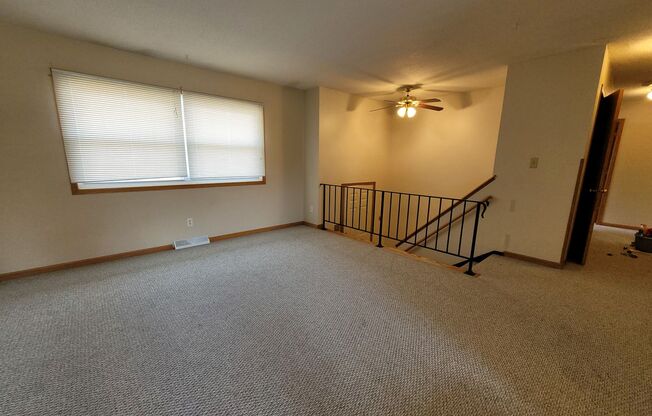 3 beds, 1 bath, $1,400