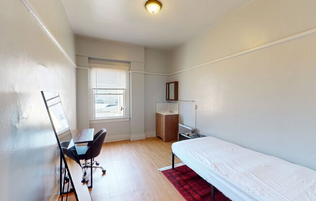 Studio, , 131 sqft, $1,100, Unit 30